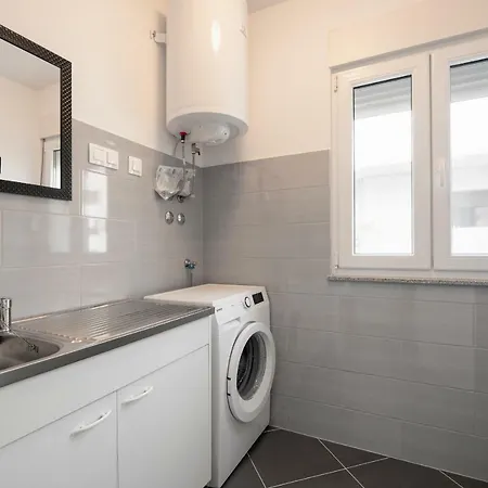Apartament Tomo